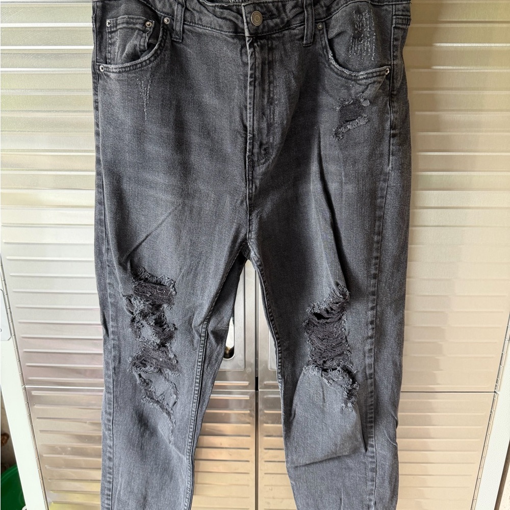 wild fable WoMen's Ripped Black-Gray High Rise Mom Jeans